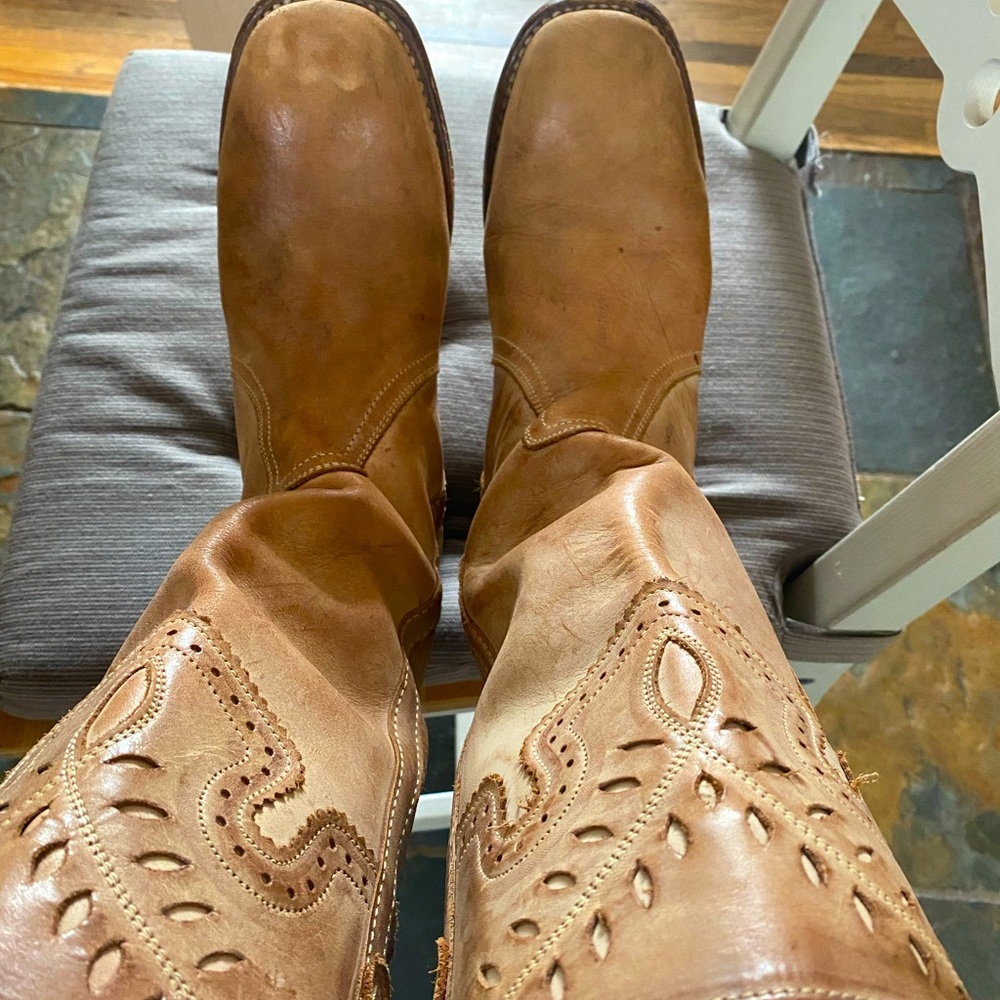 Steve Madden vintage western style boot.